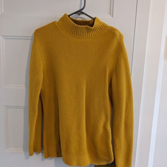Womance/Mustard Sweater Sz S - Picture 1 of 3